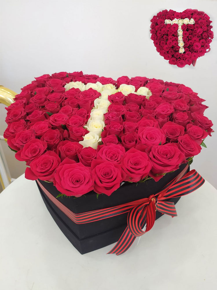 Kalp Kutuda Güllerden Harf